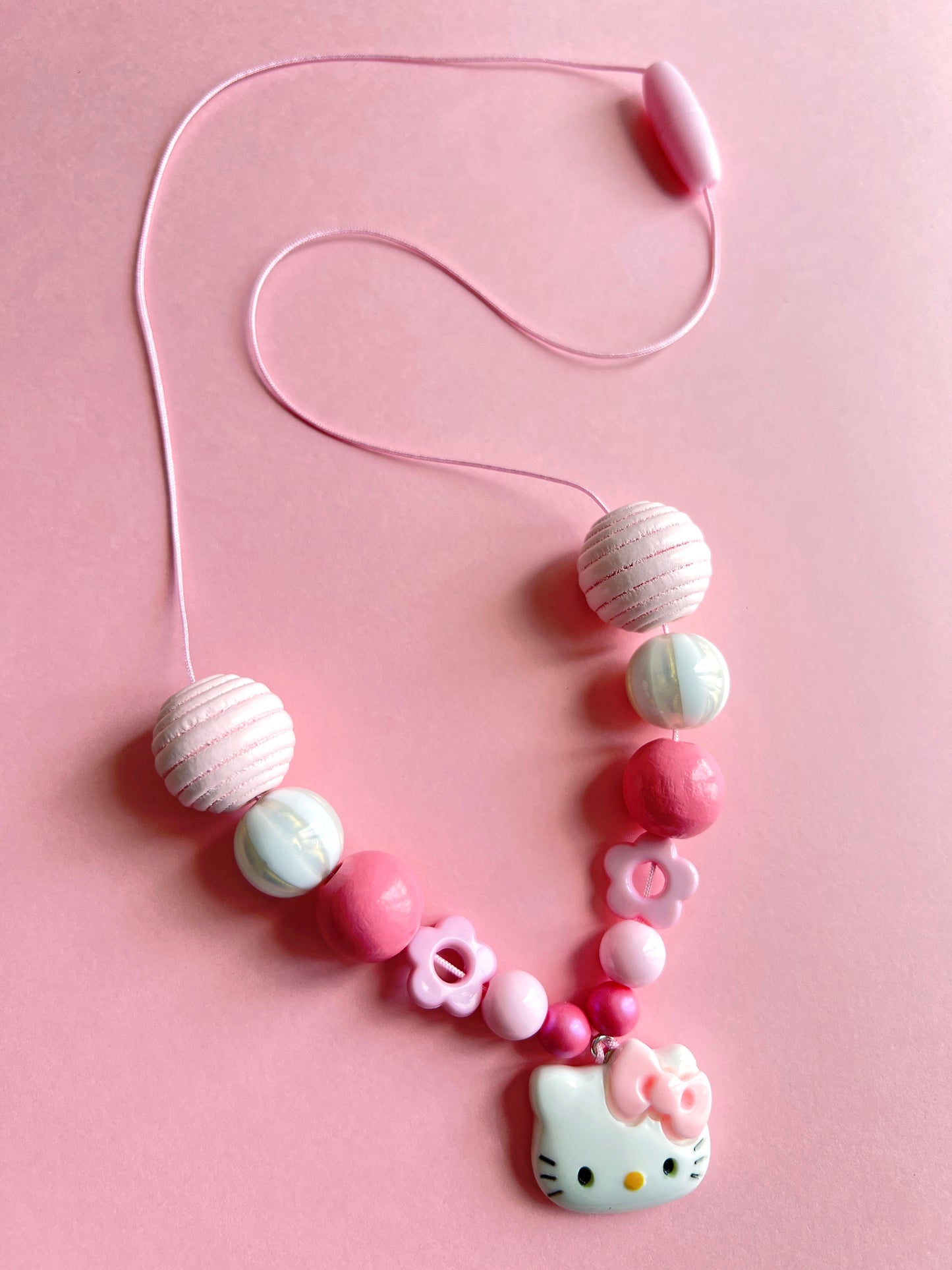 Girls Hello Kitty Beaded Necklace